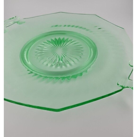 Uranium Glass - Imperial Twisted Optic Cake Plate 11in diameter - Picture 12 of 14